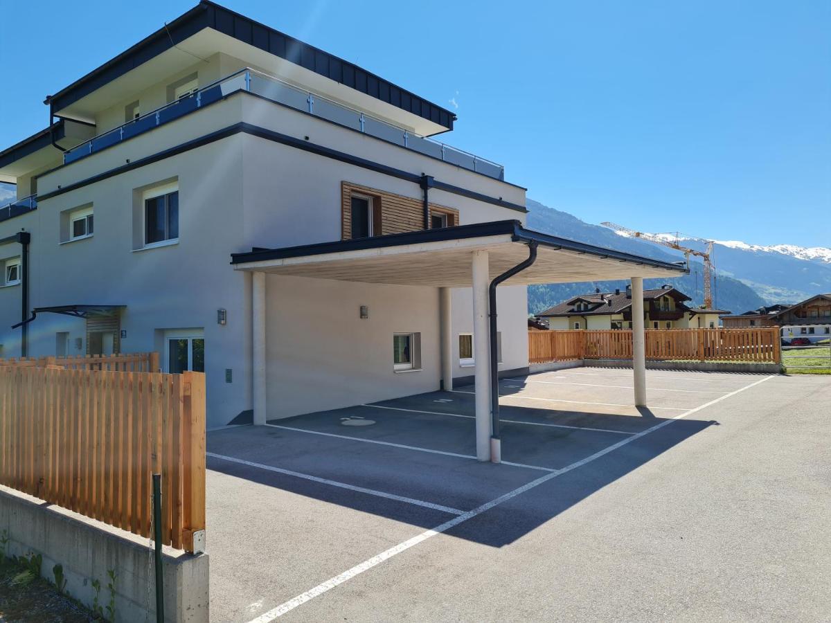 H21 - Modernes Ferienhaus 145Qm, 4Sz, Wellnessbereich Mit Sauna Und Dachterrasse Mit Panoramablick, Kuehlen Und Heizen Mit Geothermie Fuegen Luaran gambar