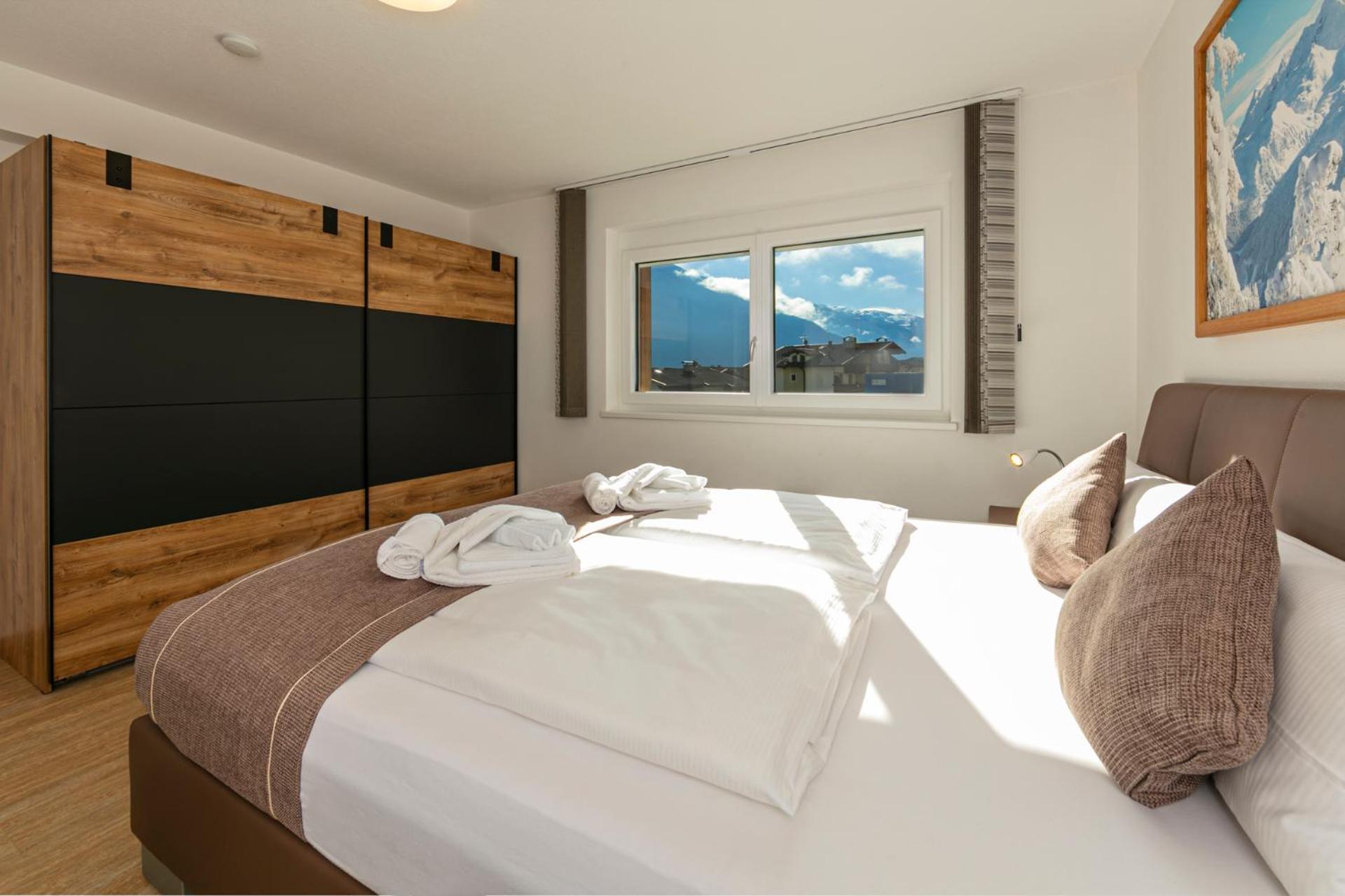 H21 - Modernes Ferienhaus 145Qm, 4Sz, Wellnessbereich Mit Sauna Und Dachterrasse Mit Panoramablick, Kuehlen Und Heizen Mit Geothermie Fuegen Luaran gambar