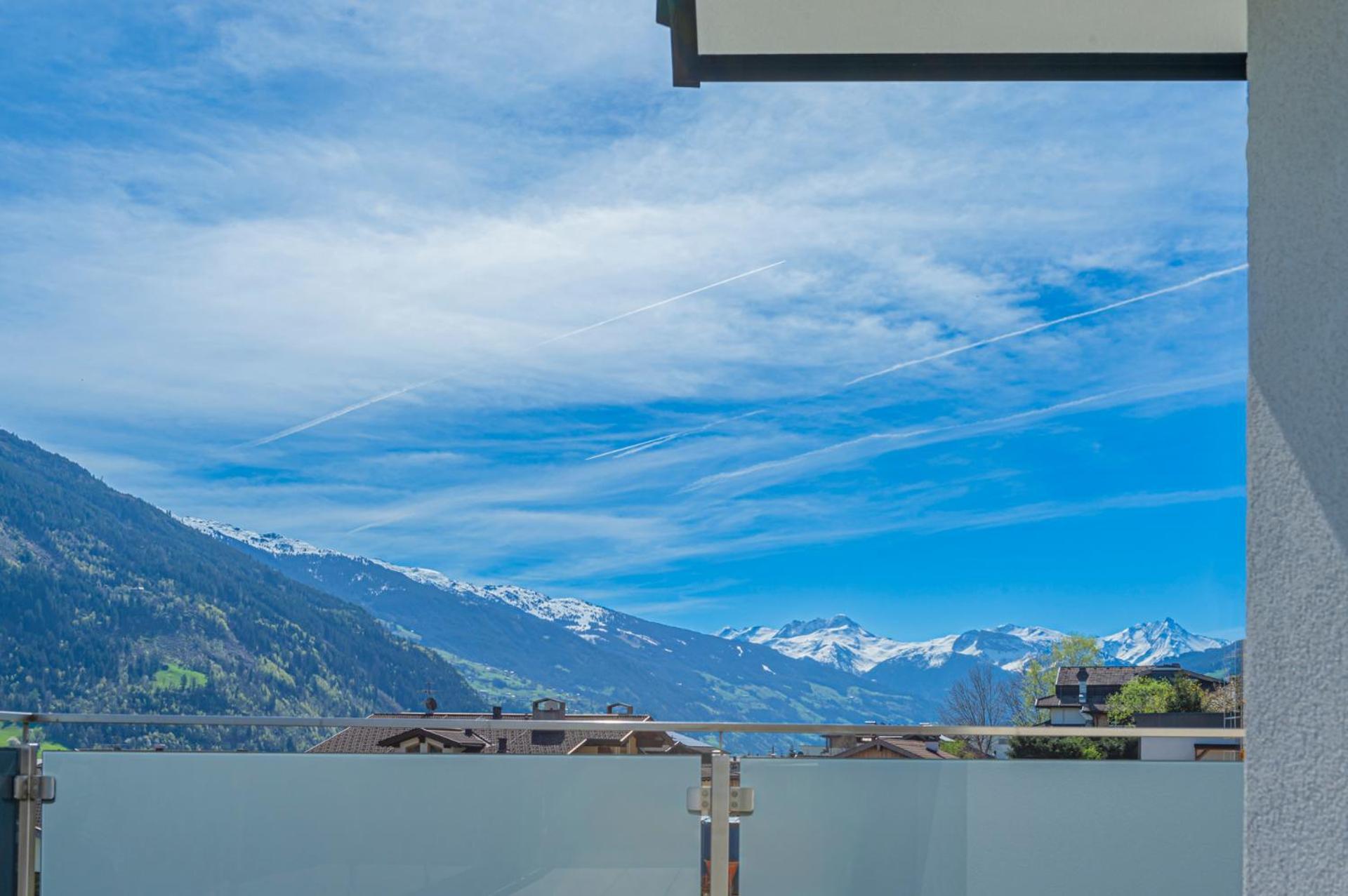 H21 - Modernes Ferienhaus 145Qm, 4Sz, Wellnessbereich Mit Sauna Und Dachterrasse Mit Panoramablick, Kuehlen Und Heizen Mit Geothermie Fuegen Luaran gambar